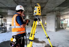 land surveyor